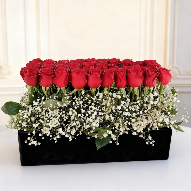 Modern Classic Rose Arrangement - Velvet Bax