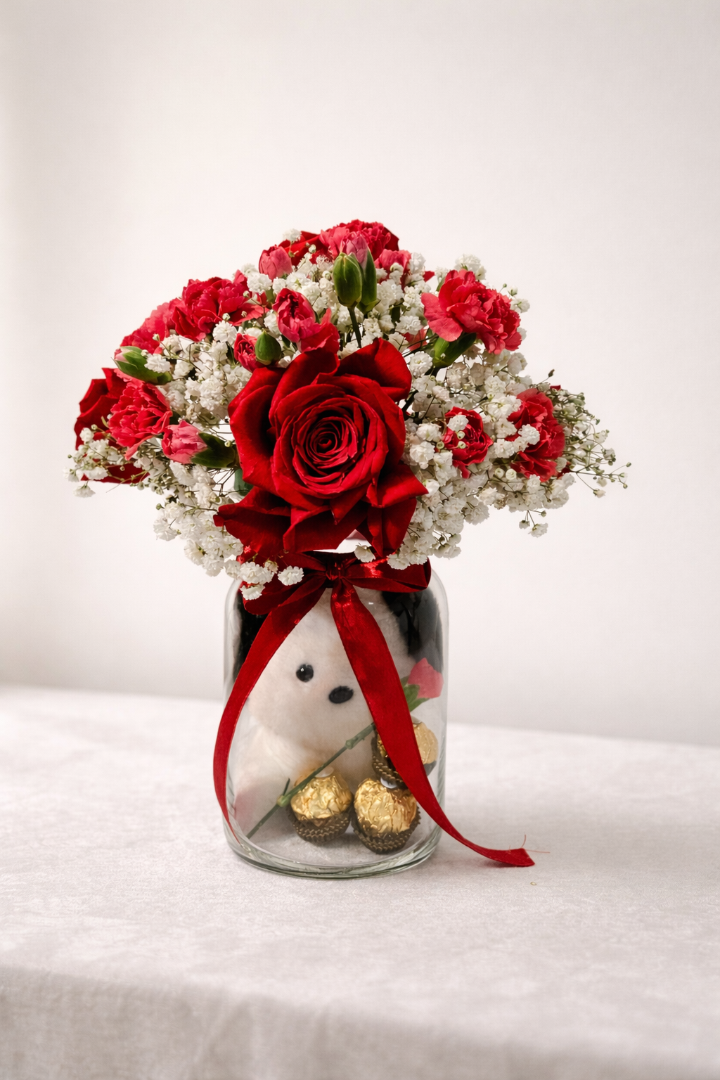 Love in a Jar – Rose & Teddy Arrangement